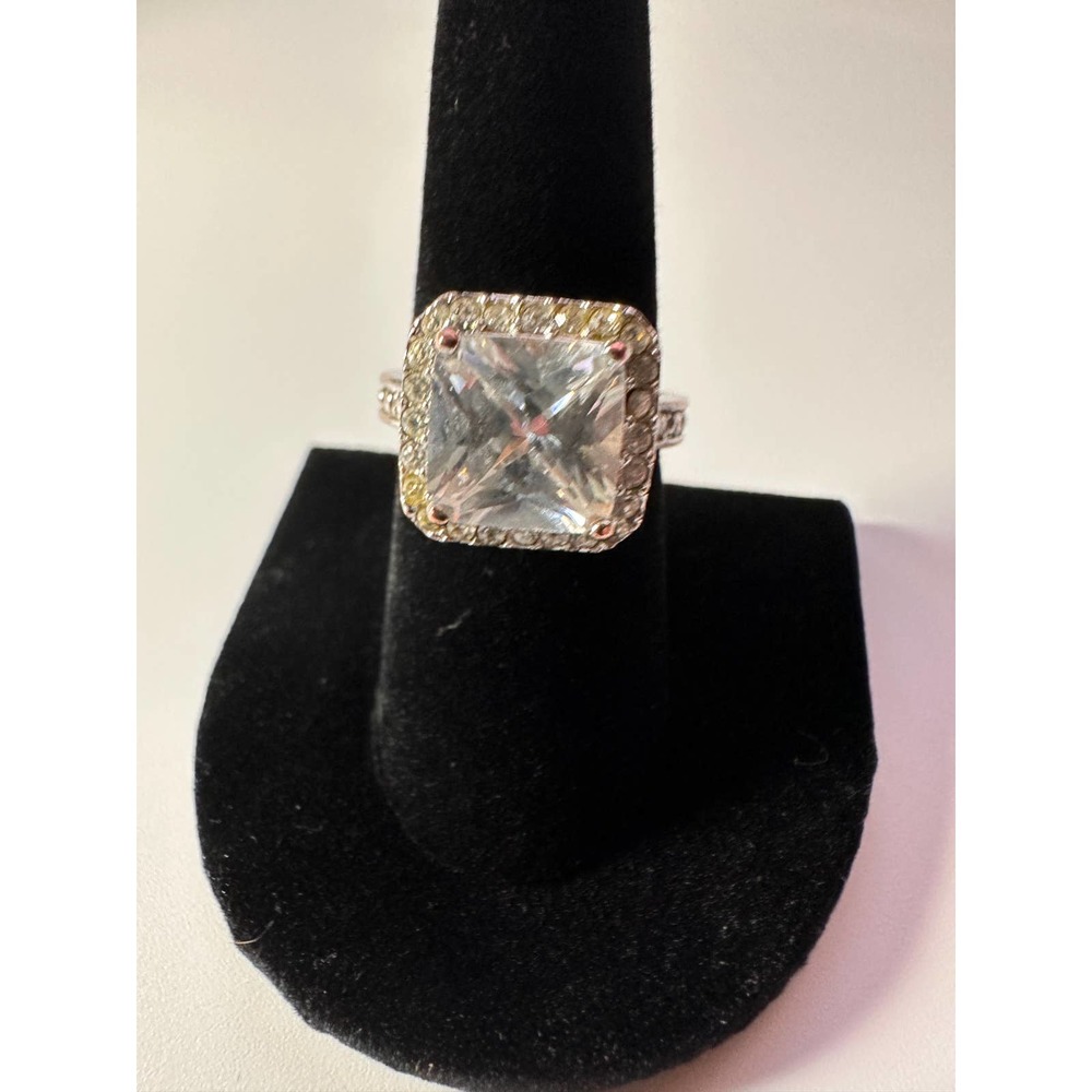 Stylish Gemstone Ring, made with Sterling Silver Size 8